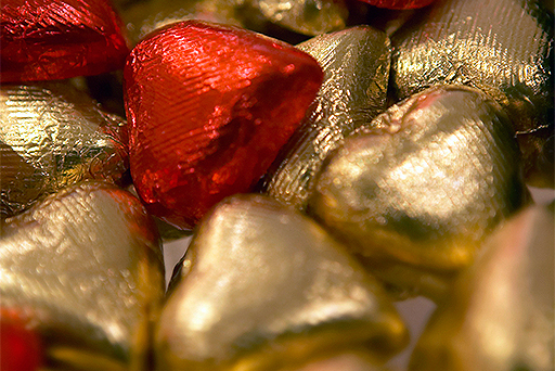 03-chocolate-hearts-valentines-candy-512x342